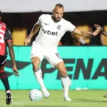 Atleta do Botafogo expulso pela “Lei Vini Jr.” contra o Vitória pode pegar até 6 jogos de punição