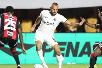 Atleta do Botafogo expulso pela “Lei Vini Jr.” contra o Vitória pode pegar até 6 jogos de punição