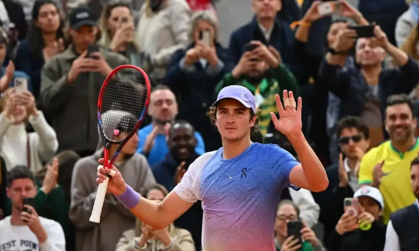 Incômodo no abdômen faz João Fonseca desistir do Masters de Cincinnati