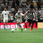 Vitória joga mal mais uma vez e perde para o Atlético fora de casa pelo Brasileirão