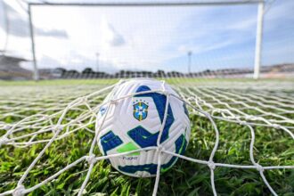 Visitantes abrem vantagem na briga por acesso ao Brasileirão Feminino