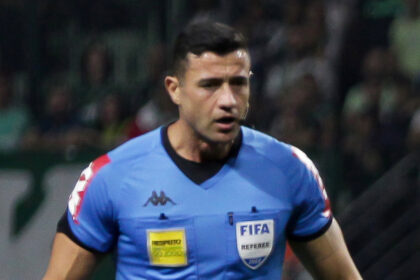 CBF define arbitragem para jogo entre Vitória e Athletico pela Copa do Brasil