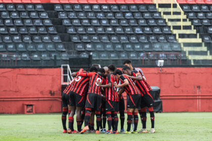 Vitória contrata novo técnico para comandar equipe sub-20