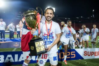 Everton Ribeiro é submetido a procedimento na lombar e desfalca o Bahia contra o Vasco da Gama