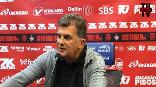Vitória pode perder pontos e corre risco de rebaixamento caso não resolva transfer-ban da FIFA