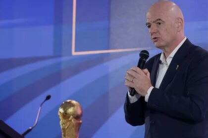 Presidente da FIFA convoca reunião de emergência