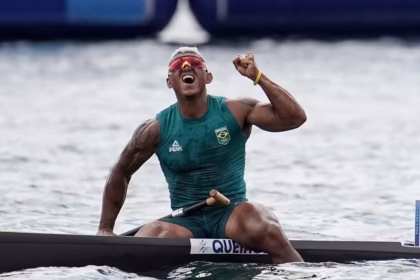 Isaquias Queiroz surpreende e conquista medalha de ouro no Mundial de Canoagem