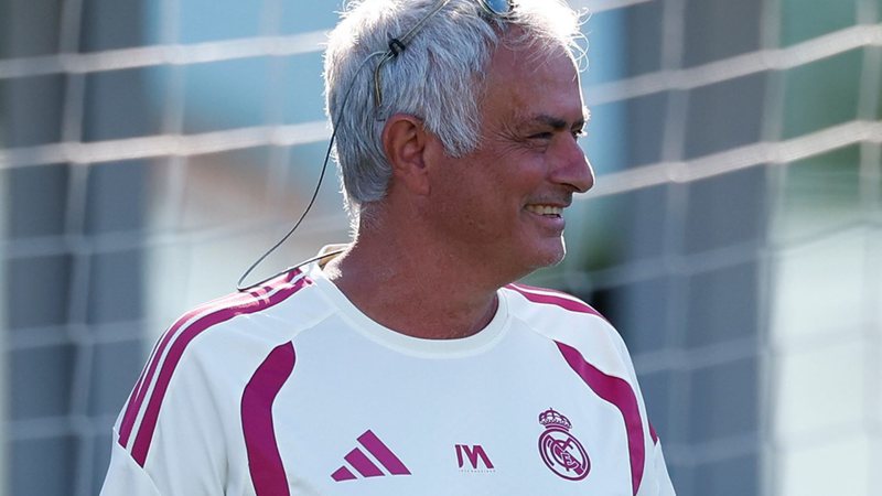 Após novela, Real Madrid acerta a contratação de destaque da Copa do Mundo