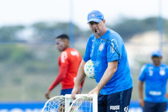 Bahia perde atacante para confronto com a Chapecoense por lesão