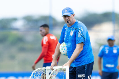 Bahia perde atacante para confronto com a Chapecoense por lesão