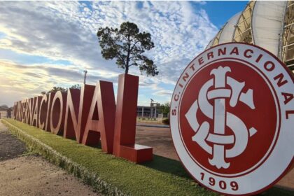 Clube da Série A oferece trator na Justiça para evitar bloqueio de contas por dívidas com empresário