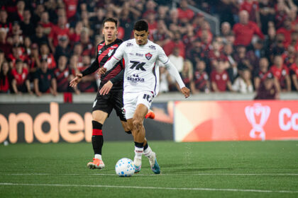 Vitória x Athletico: Saiba onde assistir, prováveis escalações e mais detalhes sobre o confronto