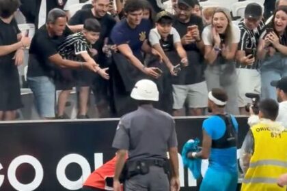 Corinthians repudia atitude de torcedores após criança ser hostilizada por receber camisa de Neymar