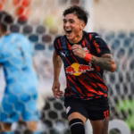 Vitória anuncia oficialmente a contratação do último reforço da janela de transferências