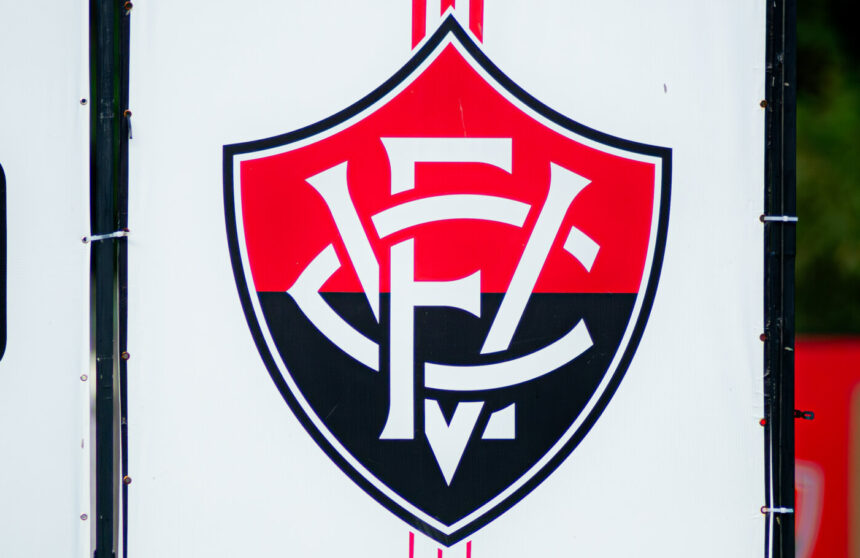 Vitória é punido com nova multa pelo STJD