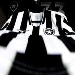 Botafogo fica perto de acerto com treinador campeão pela Seleção Brasileira