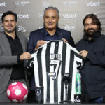 Tite é apresentado como novo treinador do Botafogo