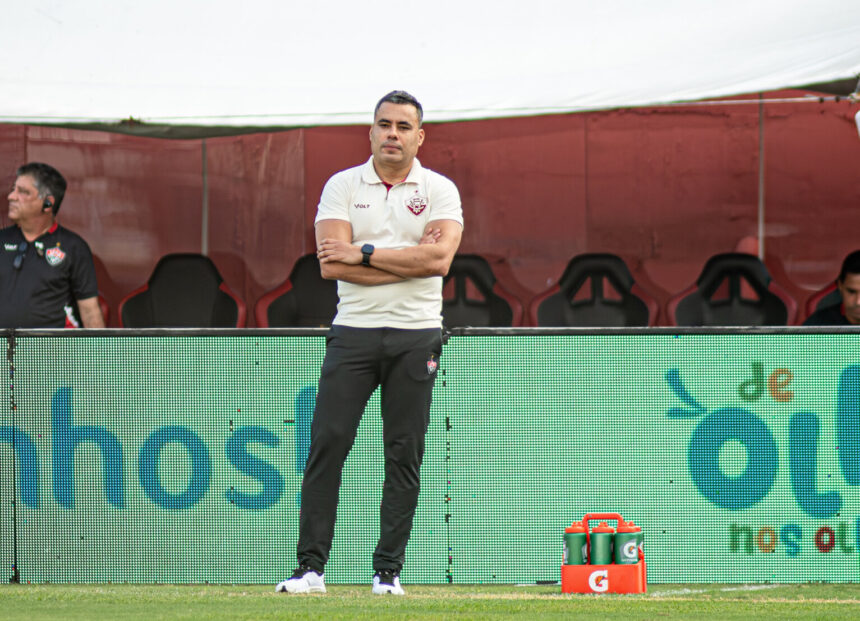 Vitória tem retorno para enfrentar a Chapecoense, mas ainda soma um alto número de baixas