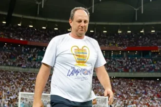 Entre altos e baixos, Rogério Ceni completa três anos no comando do Bahia