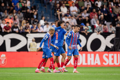 Bahia vence o RB Bragantino de virada e chega a três triunfos consecutivos na Série A