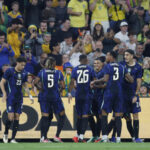 Atacante marca e encerra jejum com a camisa da Seleção Brasileira