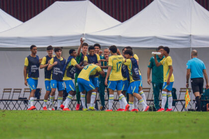 Atleta da base do Bahia decide no fim e Seleção Brasileira vence na categoria sub-17