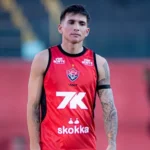Reforço do Vitória avança em preparação e treina com elenco