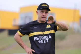 Após tentar acerto com treinador do Vitória, Internacional fecha com novo comandante