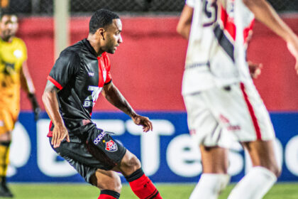 Ex-atleta do Vitória é anunciado em clube amador da Bahia