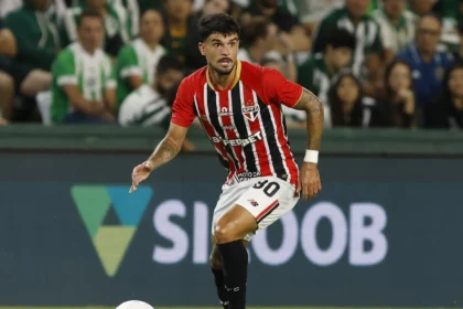 Atleta do Bahia não atinge meta contratual no São Paulo e deve retornar para o Tricolor