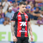 Atacante pode retornar a titularidade no Vitória em meio a jejum de gols