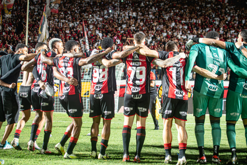 Vitória busca aproveitar o fator casa na luta contra o rebaixamento no Campeonato Brasileiro