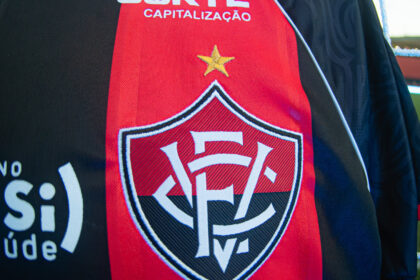 Vitória negocia rescisão contratual com atleta após saída para clube da Série B