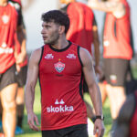 Vitória realiza treinamento tático visando confronto com o Corinthians pelo Brasileirão