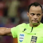 CBF define arbitragem do confronto entre Vitória e Corinthians
