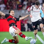 Flamengo decepciona e é eliminado da Libertadores em pleno Maracanã