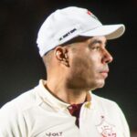 Vitória entra em campo buscando reverter retrospecto negativo diante do Corinthians